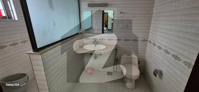 حیات آباد فیز 2 - جی3 حیات آباد فیز 2,حیات آباد,پشاور میں 6 کمروں کا 1 کنال زیریں پورشن 1.7 لاکھ میں کرایہ پر دستیاب ہے۔ حیات آباد فیز 2 - جی3 حیات آباد فیز 2,حیات آباد,پشاور میں 6 کمروں کا 1 کنال زیریں پورشن 1.7 لاکھ میں کرایہ پر دستیاب ہے۔