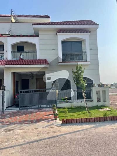 5 Marla Beautiful House available in Park. view City H Block Islamabad 5 Marla Beautiful House available in Park. view City H Block Islamabad