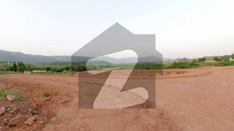 Residential Plot Of 1 Kanal For sale In C-15 Residential Plot Of 1 Kanal For sale In C-15