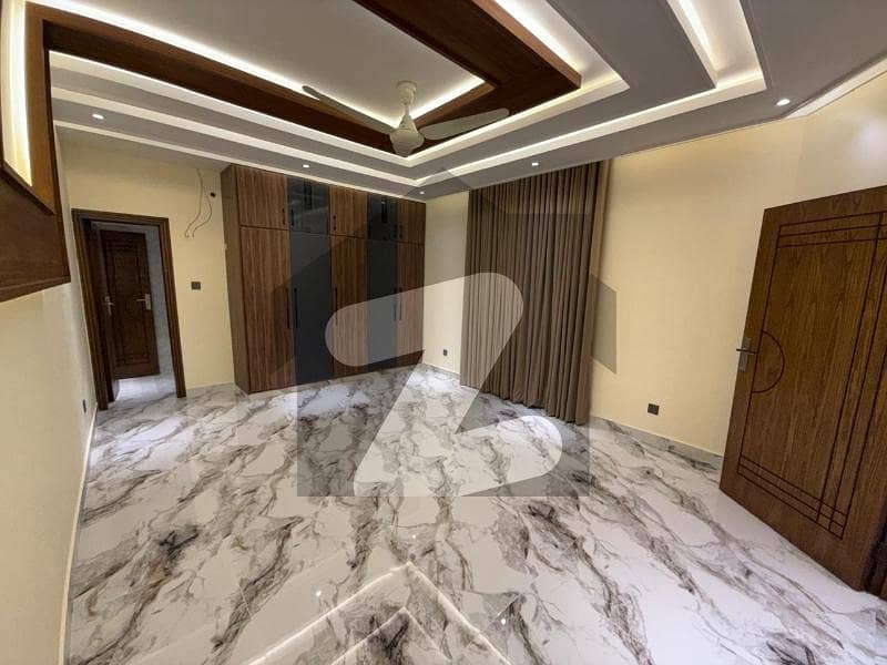 House For Rent In F7