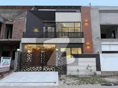 بوچ ایگزیکٹو ولاز - فیز 2 بش ایگزیکٹو ولاز,ملتان میں 4 کمروں کا 5 مرلہ مکان 70.0 ہزار میں کرایہ پر دستیاب ہے۔ بوچ ایگزیکٹو ولاز - فیز 2 بش ایگزیکٹو ولاز,ملتان میں 4 کمروں کا 5 مرلہ مکان 70.0 ہزار میں کرایہ پر دستیاب ہے۔