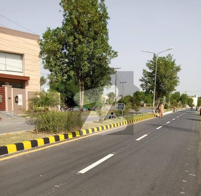 Commercial plot For Sale Commercial plot For Sale