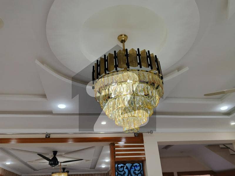 پاکستان ٹاؤن ۔ فیز 2 پاکستان ٹاؤن,اسلام آباد میں 6 کمروں کا 11 مرلہ مکان 4.25 کروڑ میں برائے فروخت۔ پاکستان ٹاؤن ۔ فیز 2 پاکستان ٹاؤن,اسلام آباد میں 6 کمروں کا 11 مرلہ مکان 4.25 کروڑ میں برائے فروخت۔