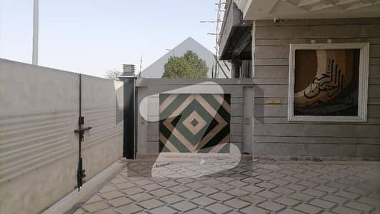 سٹی ہاؤسنگ فیز 2 سمندری روڈ سٹی ہاؤسنگ,فیصل آباد میں 1 کنال مکان 7.0 کروڑ میں برائے فروخت۔