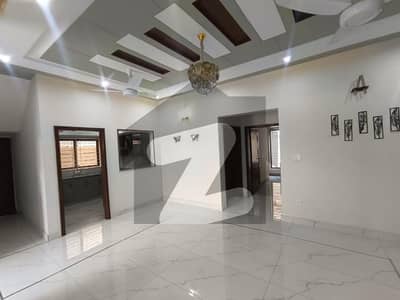 10 Marla Outstanding ALMOST BRAND NEW Double Story House In Wapda Town Prime Location