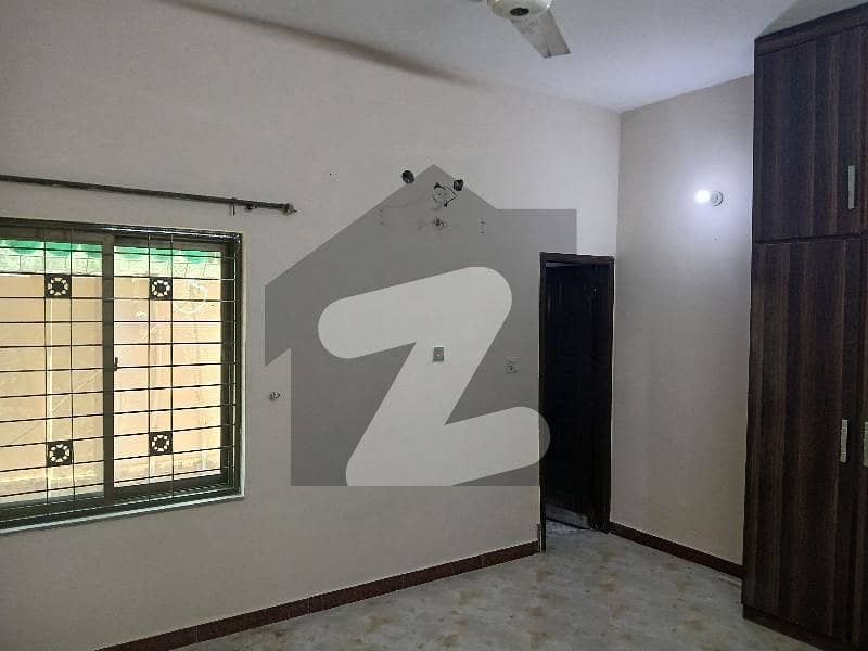 5 Marla Full House For Rent In 4badroom TV Lounge Kichen With Dring Room Giraj Bajli Pani Gas Available Total Tile Floor 5 Marla Full House For Rent In 4badroom TV Lounge Kichen With Dring Room Giraj Bajli Pani Gas Available Total Tile Floor