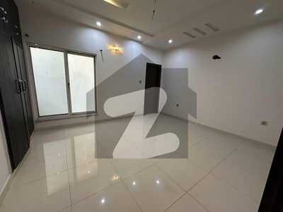 5 Marla Just Few Year Used House For Sale In Eden Valley Having 3 Beds 4 Washrooms Kitchen 2 Living 2 Laundry Store And 3 To 4 House Away From Park