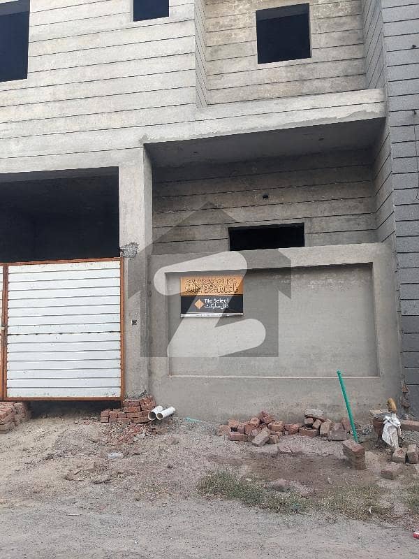 ٹیک ٹاؤن (ٹی این ٹی کالونی) ستیانہ روڈ,فیصل آباد میں 3 کمروں کا 4 مرلہ مکان 70.0 لاکھ میں برائے فروخت۔ ٹیک ٹاؤن (ٹی این ٹی کالونی) ستیانہ روڈ,فیصل آباد میں 3 کمروں کا 4 مرلہ مکان 70.0 لاکھ میں برائے فروخت۔