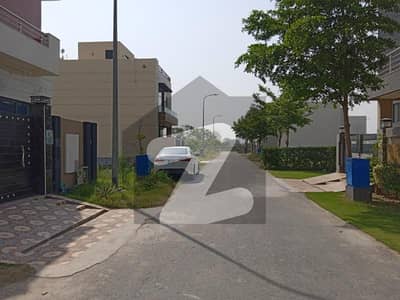 5 Marla Beautiful Plot for Sale