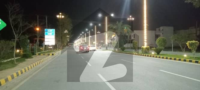 3 MARLA HOT LOCATION PLOT GATED REA MAIN RAIWIND ROAD