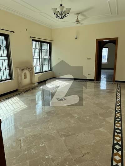 ایف ۔ 10/1 ایف ۔ 10,اسلام آباد میں 5 کمروں کا 1 کنال مکان 6.0 لاکھ میں کرایہ پر دستیاب ہے۔
