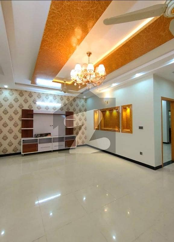 7 Marla Tile Flooring House Gas Available Prime Location G-13/2 7 Marla Tile Flooring House Gas Available Prime Location G-13/2