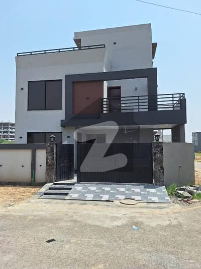 Brand New 10 Marla House Available For Rent - 1st Entry Opposite Bahria Town (Ground + 1st Floor) Canal Road Lahore