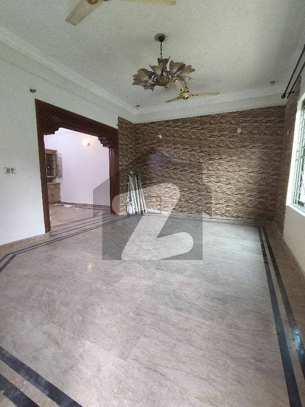 5 Marla Upper Portion Available For Rent For Small Family 5 Marla Upper Portion Available For Rent For Small Family