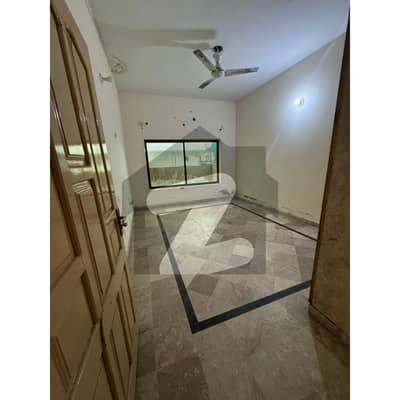 جی ۔ 15 مرکز جی ۔ 15,اسلام آباد میں 2 کمروں کا 3 مرلہ فلیٹ 65.0 لاکھ میں برائے فروخت۔