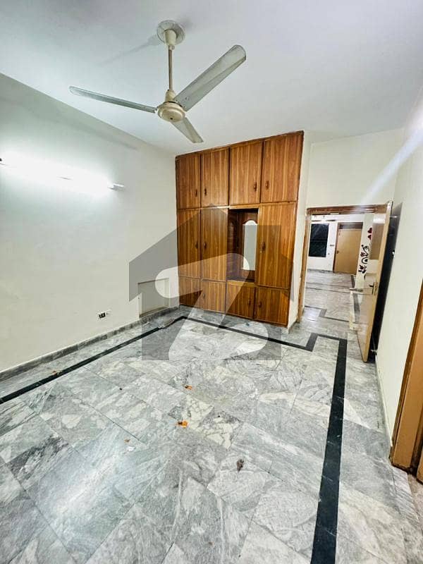 Ground Portion For Rent At G-11 Ground Portion For Rent At G-11
