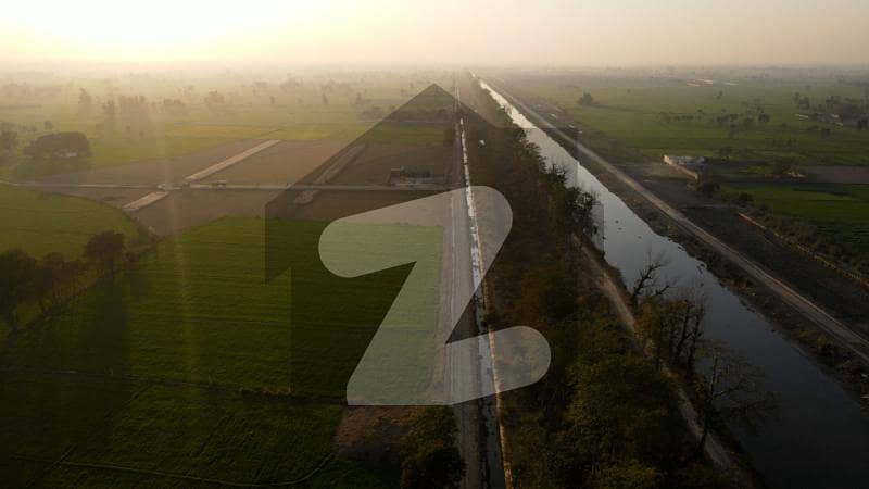 بیدیاں روڈ لاہور میں 1 کنال فارم ہاؤس 85.6 لاکھ میں برائے فروخت۔ بیدیاں روڈ لاہور میں 1 کنال فارم ہاؤس 85.6 لاکھ میں برائے فروخت۔