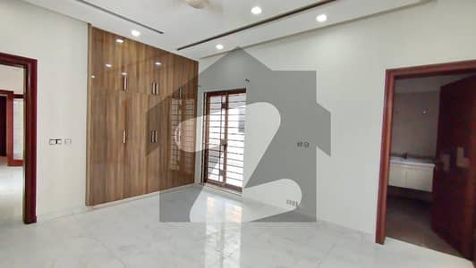 1 Kanal Upper Portion for Rent in DHA Phase 2, Block Location: DHA Phase 2, Lahore