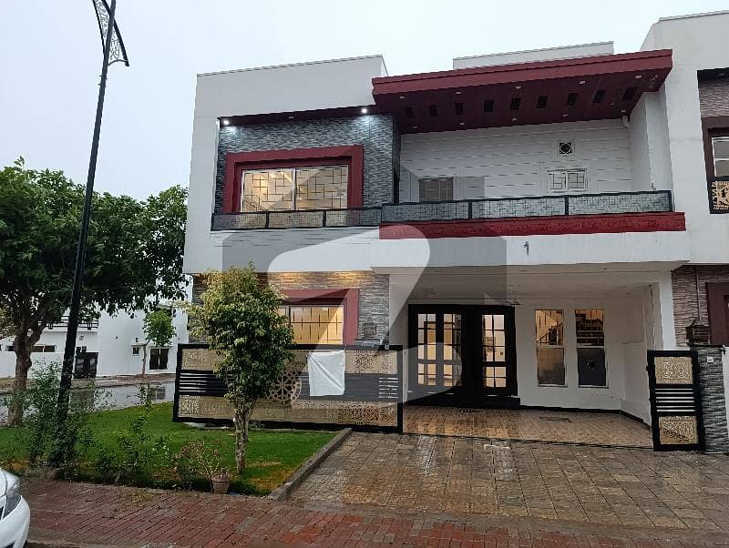 Perfect Location Newly Built Corner House Perfect Location Newly Built Corner House