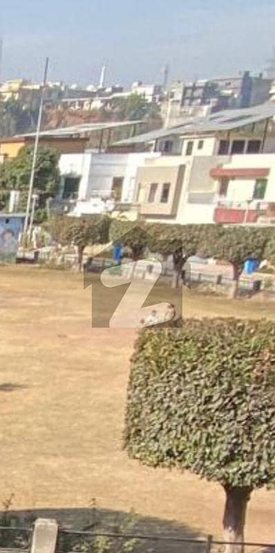 14 Marla, 7 Marla +7 Marla Extra Land Park Face Plot Available On Invester Price 14 Marla, 7 Marla +7 Marla Extra Land Park Face Plot Available On Invester Price
