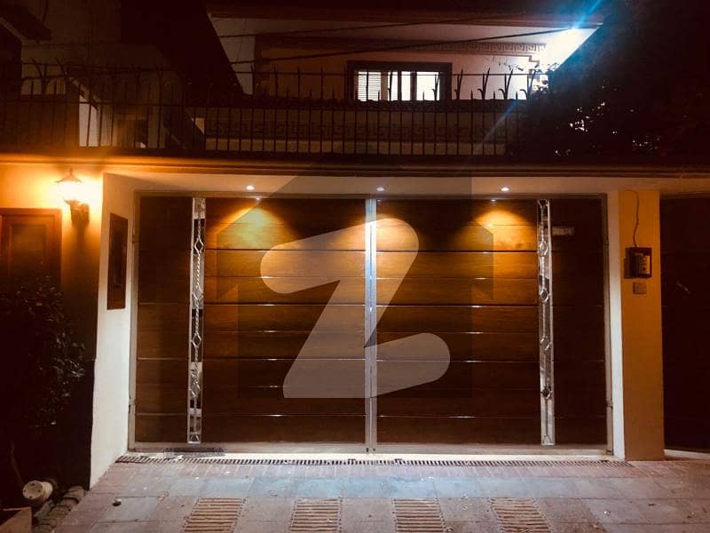 ڈی ایچ اے فیز 8 ڈی ایچ اے ڈیفینس,کراچی میں 5 کمروں کا 1 کنال مکان 4.75 لاکھ میں کرایہ پر دستیاب ہے۔ ڈی ایچ اے فیز 8 ڈی ایچ اے ڈیفینس,کراچی میں 5 کمروں کا 1 کنال مکان 4.75 لاکھ میں کرایہ پر دستیاب ہے۔