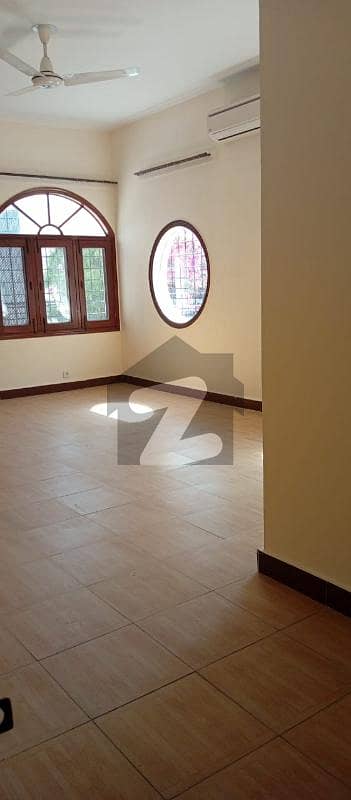 5 Bed Full House For Rent in F-10 Islamabad 5 Bed Full House For Rent in F-10 Islamabad