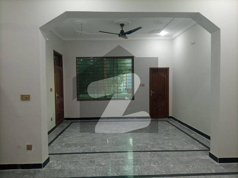 10 Marla Ground Portion available for Rent