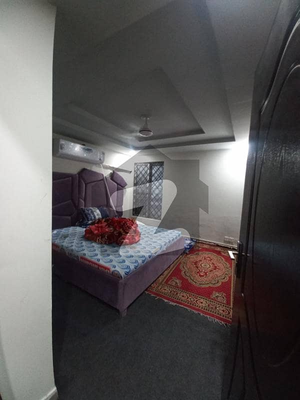 ای ۔ 11 اسلام آباد میں 3 کمروں کا 8 مرلہ فلیٹ 2.5 کروڑ میں برائے فروخت۔ ای ۔ 11 اسلام آباد میں 3 کمروں کا 8 مرلہ فلیٹ 2.5 کروڑ میں برائے فروخت۔