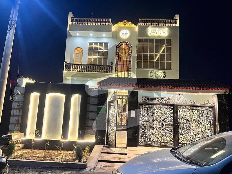 پنجاب گورنمنٹ سرونٹ ہاؤسنگ فاؤنڈیشن فیصل آباد میں 7 مرلہ مکان 2.1 کروڑ میں برائے فروخت۔ پنجاب گورنمنٹ سرونٹ ہاؤسنگ فاؤنڈیشن فیصل آباد میں 7 مرلہ مکان 2.1 کروڑ میں برائے فروخت۔