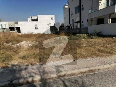 ڈی ایچ اے فیز 2 - سیکٹر ای ڈی ایچ اے ڈیفینس فیز 2,ڈی ایچ اے ڈیفینس,اسلام آباد میں 1 کنال رہائشی پلاٹ 5.1 کروڑ میں برائے فروخت۔ ڈی ایچ اے فیز 2 - سیکٹر ای ڈی ایچ اے ڈیفینس فیز 2,ڈی ایچ اے ڈیفینس,اسلام آباد میں 1 کنال رہائشی پلاٹ 5.1 کروڑ میں برائے فروخت۔