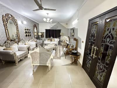 15 Kv Solar, Basement Corner, Renovated, Near Mosque & Park