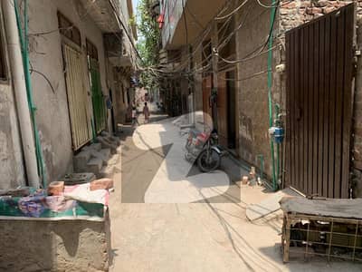 1.5 Marla Double Story House For Sale