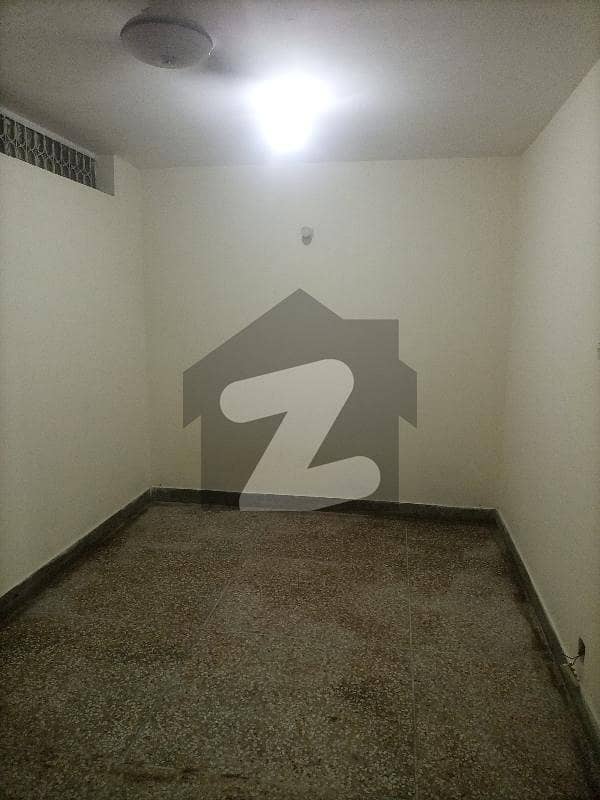 COOL GENTS ROOMS OF BASEMENT NEAR F-10 MARKAZ ISB COOL GENTS ROOMS OF BASEMENT NEAR F-10 MARKAZ ISB