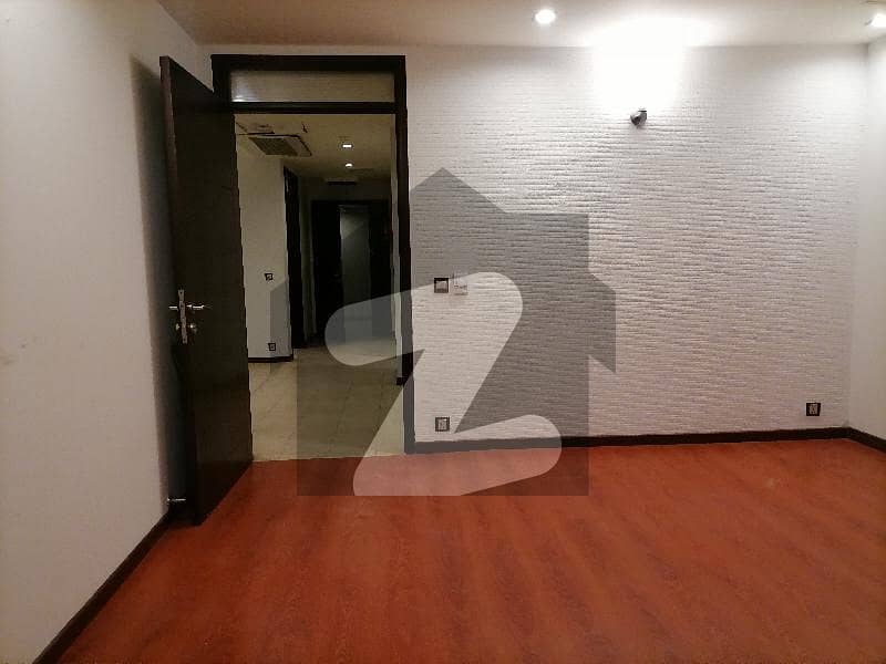 Flat For Sale In Beautiful F-11 Flat For Sale In Beautiful F-11
