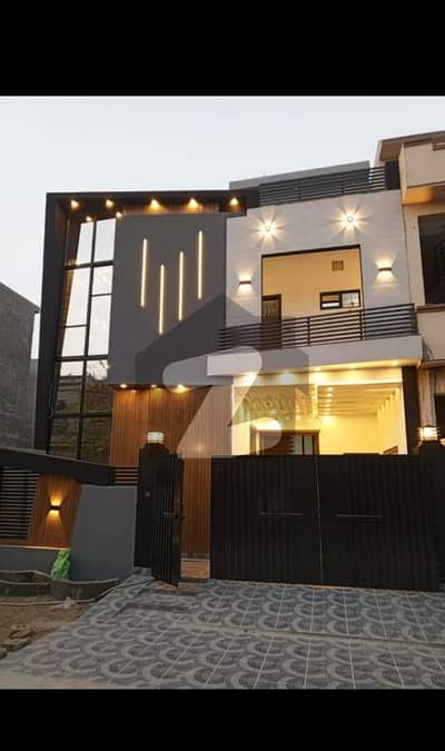 5 Marla Brand New Double Storey Prime Location House in Topaz Block Parkview City Lahore 5 Marla Brand New Double Storey Prime Location House in Topaz Block Parkview City Lahore