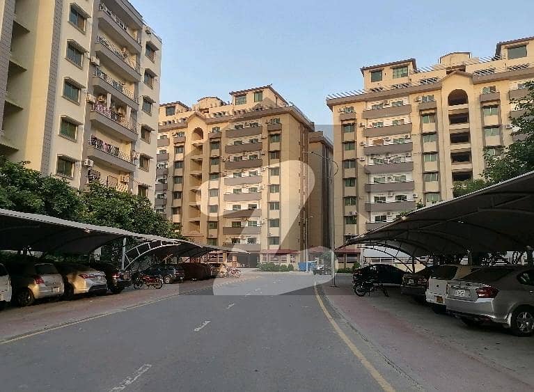 Flat Of 12 Marla Available In Askari 11 Flat Of 12 Marla Available In Askari 11