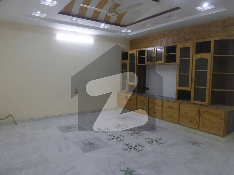 35x80 Upper Portion Available On Rent Located In I-8 35x80 Upper Portion Available On Rent Located In I-8