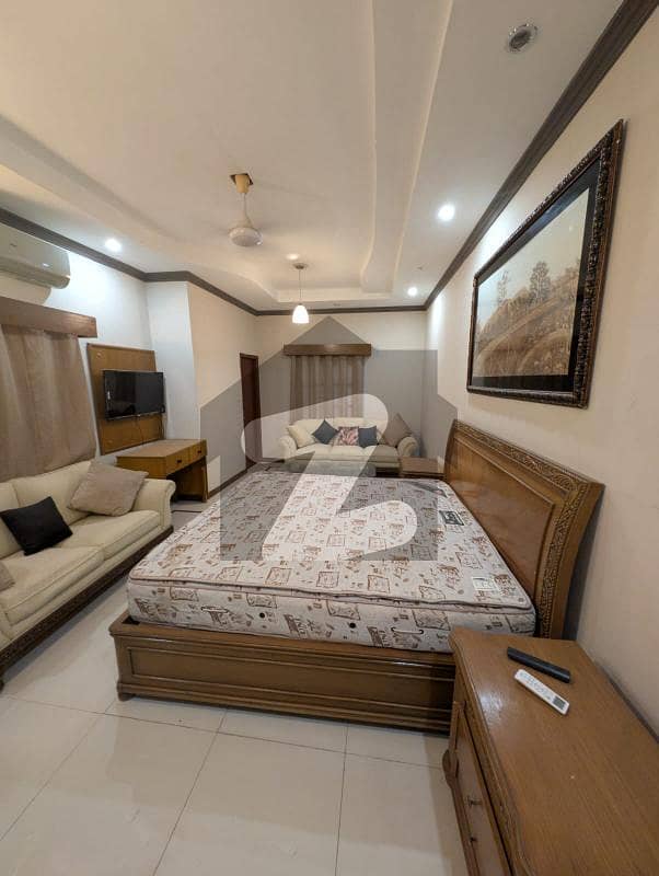 500 Yards Well-Maintained Bungalow in Clifton G+2, Garden, Prime Location 500 Yards Well-Maintained Bungalow in Clifton G+2, Garden, Prime Location
