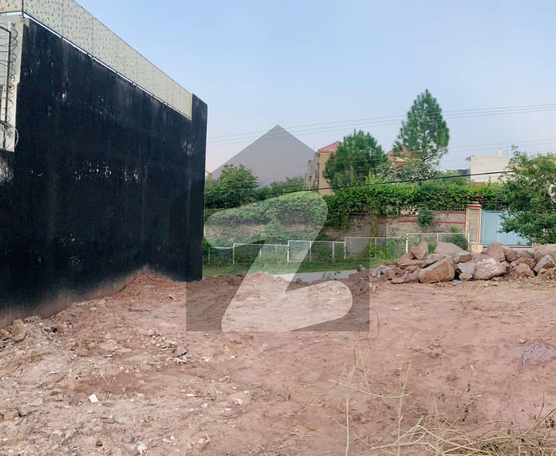 10 Marla Plot Available For Sale In Main Bani Gala 10 Marla Plot Available For Sale In Main Bani Gala