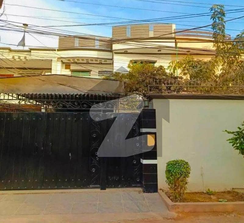 House Spread Over 10 Marla In Zakariya Town Available House Spread Over 10 Marla In Zakariya Town Available