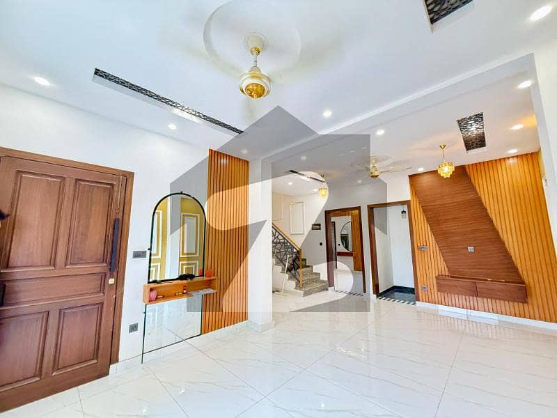 ON MAIN ROAD NEW DESIGNER HOUSE ON MAIN ROAD NEW DESIGNER HOUSE