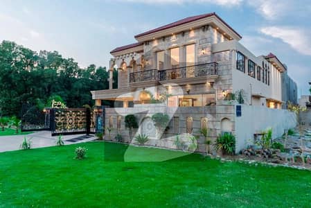 01 KANAL BRAND NEW HOUSE FOR SALE IN DHA PHASE 7