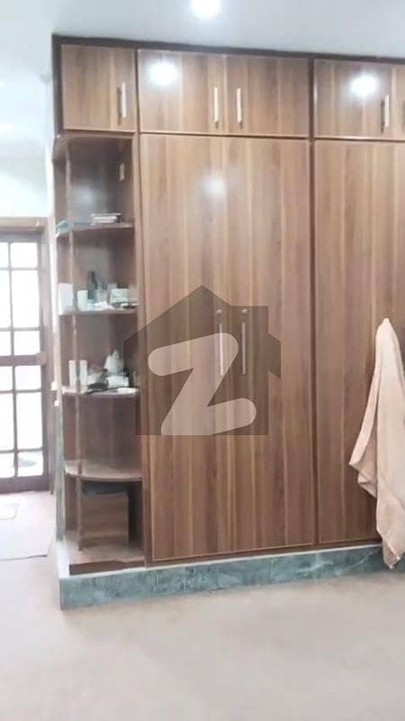 آئی ۔ 10/2 آئی ۔ 10,اسلام آباد میں 7 کمروں کا 6 مرلہ مکان 5.0 کروڑ میں برائے فروخت۔ آئی ۔ 10/2 آئی ۔ 10,اسلام آباد میں 7 کمروں کا 6 مرلہ مکان 5.0 کروڑ میں برائے فروخت۔