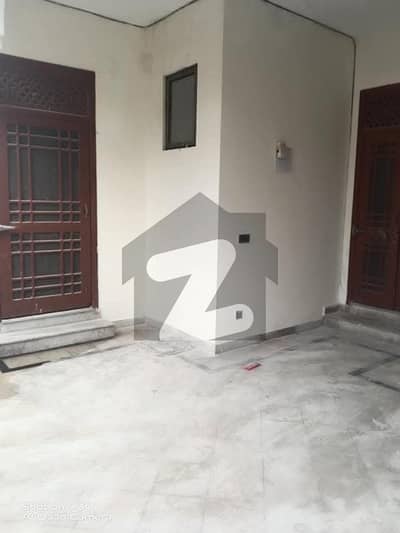 6 Marla Ground Portion With All Facilities Available For Small Family For More Information Contact Ys