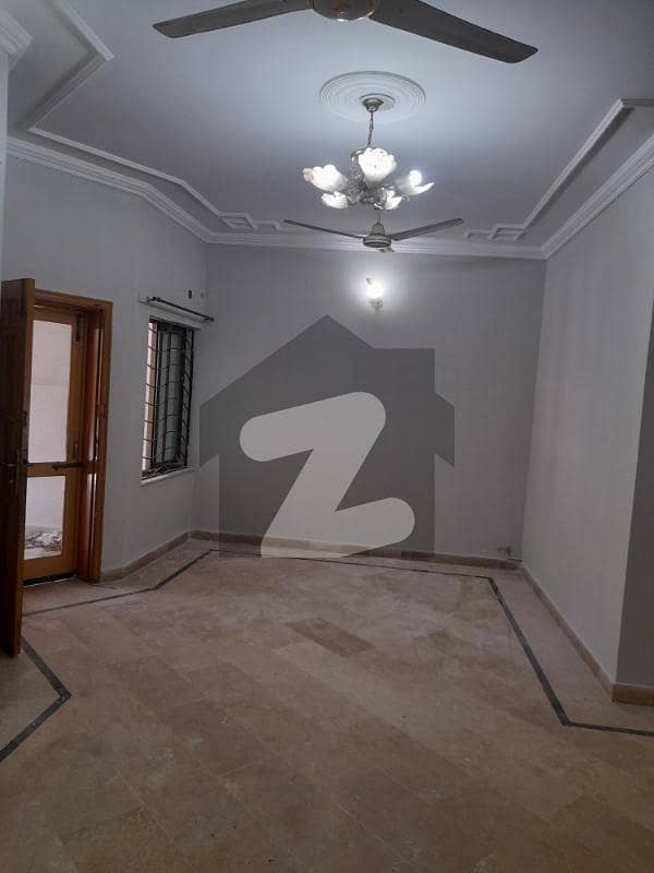 E11 The Ground Floor 2bed E11 The Ground Floor 2bed