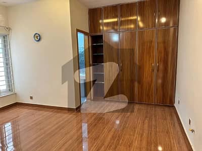 14 Marla Upper Portion Is Available For Rent