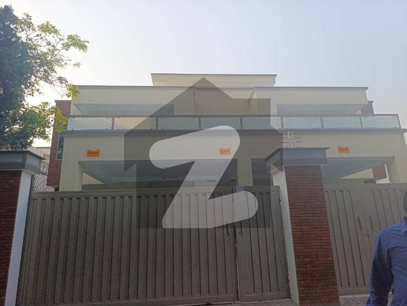 HOUSE FOER RENT IN F-7 HOUSE FOER RENT IN F-7