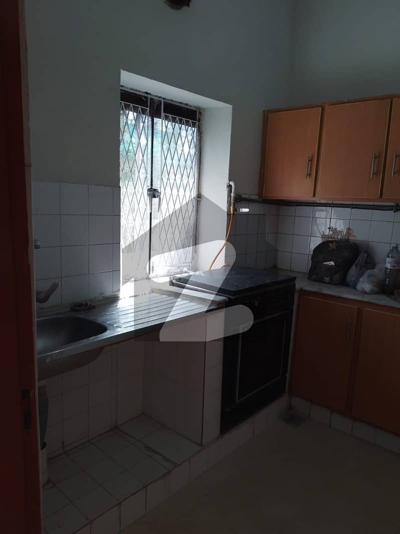 Prime Location 3 Bed Upper Portion Is Available For Rent In Islamabad Prime Location 3 Bed Upper Portion Is Available For Rent In Islamabad