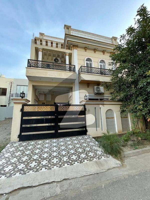 سٹی ہاؤسنگ سکیم جہلم میں 4 کمروں کا 5 مرلہ مکان 1.75 کروڑ میں برائے فروخت۔