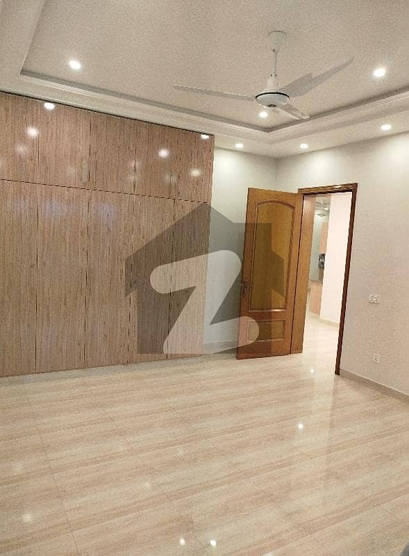 1 Kanal Upper Portion Is For Rent 1 Kanal Upper Portion Is For Rent